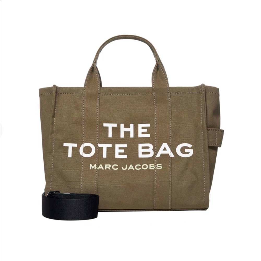 Marc Jacobs - The small traveler tote bag